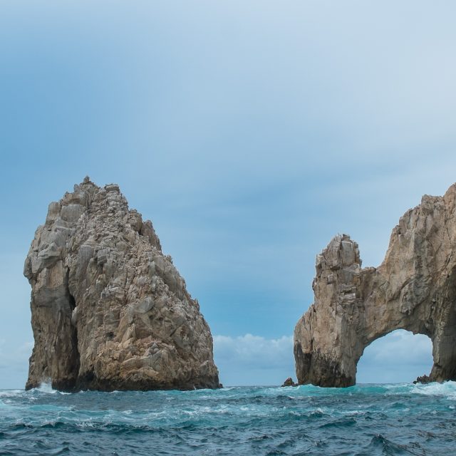 DSCF8498 arco di cabo San Luca_