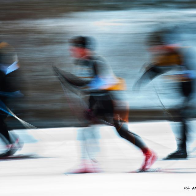 Panning di 4 fondisti